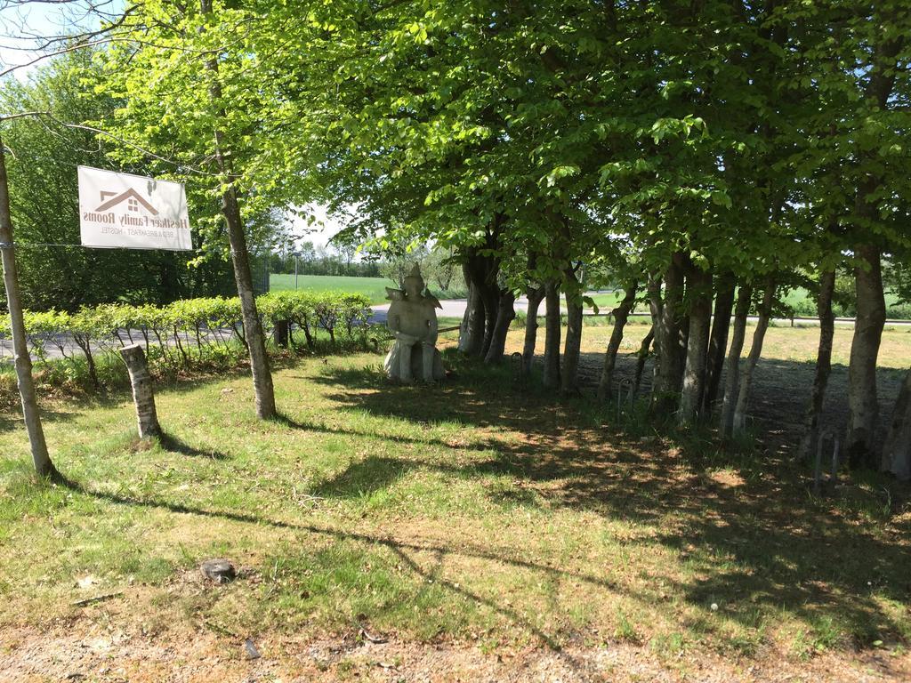 Hestkær Family Rooms Summer Camp Krogager Eksteriør billede
